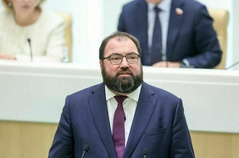 В Минцифры допустили поэтапное ограничение зарубежных облачных сервисов