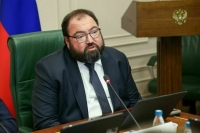 Шадаев: В России почти не растут тарифы на связь