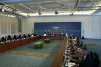 ТАСС: Начались переговоры России и Украины в Стамбуле