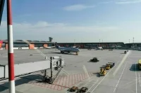Россиянам объяснили изменчивость цен на авиабилеты