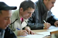 Минобрнауки дополнительно проверит проведение экзаменов для мигрантов