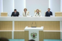 Матвиенко: Переезд в села поможет решить демографическую проблему в стране