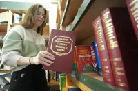 ВЦИОМ: Более трети россиян выступили против смены ударения в слове «звонит»