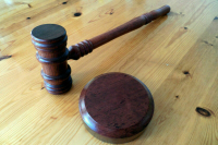 Обвиняемого во взятке на 180 миллионов рублей мэра Красноярска арестовали