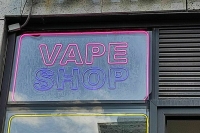 Безникотиновые жидкости для вейпов предложили отнести к подакцизным товарам