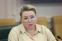 Сенатор Шумилова досрочно сложит полномочия