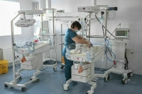 За два года более 2,4 млн новорожденных обследовали на заболевания