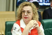 Сенатор Епифанова: Мелкие переводы на карту могут ограничить с июня