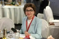 Сенатор Карелова рассказала о роли женщин в формировании здорового образа жизни в семье