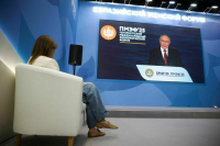 Путин: Россия учтет негативный опыт с поражением БПЛА дорогой техники