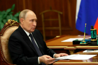 Путин: Россия контактирует с Ираном и Израилем