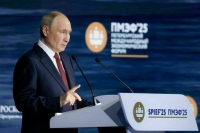 Путин считает русских и украинцев одним народом: «в этом смысле вся Украина — наша»