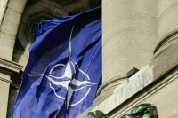 В НАТО опасаются, что США бросят Украину