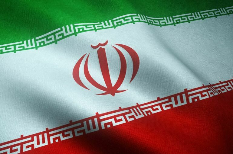 Axios: Иран запустил шесть ракет в сторону американских военных баз в Катаре