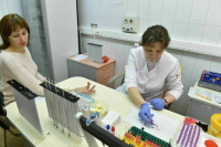 Депутат Леонов призвал повысить ежегодную выплату почетным донорам