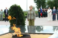 Матвиенко возложила цветы к «Вечному огню» в Нижегородском кремле