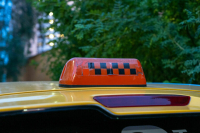 В Госдуму внесли законопроект о штрафах для таксистов-мигрантов