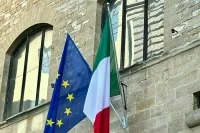 В Европарламенте потребовали запретить рекламу RT из-за слогана о правде