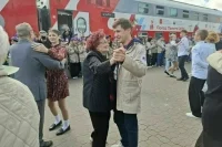 «Поезд Памяти» в Могилеве встретили «Вальсом дружбы»