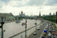 Москвичам спрогнозировали небольшое потепление на выходных