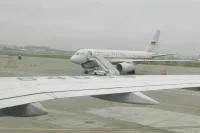 Два пассажирских самолета столкнулись в аэропорту Сочи