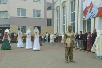 Участников «Поезда Памяти» встретили в Полоцке историческим шоу 