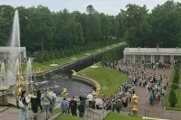 Участники проекта «Поезд Памяти» увидели знаменитые фонтаны Петергофа