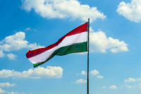 Орбан приветствовал разговор Путина с Макроном