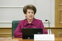 Сенатор Алтабаева объяснила, как повысить популярность региональных вузов