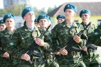Армию России за полгода пополнили более 210 тысяч контрактников