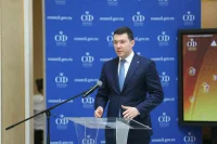 Алиханов: Стратегия развития легкой промышленности появится в течение года