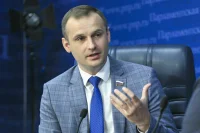 Депутат Леонов поддержал запрет продажи алкоголя лицам до 21 года