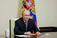 Путин обсудил с членами Совбеза борьбу с незаконным оборотом наркотиков