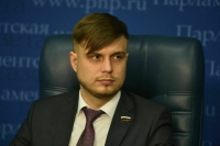 Депутат Ткачев предложил разрешить дистанционно закрывать больничный