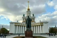 Ликвидацию и переименование памятников Ленину предложили запретить