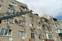 Взрыв газа разрушил три квартиры в саратовской многоэтажке