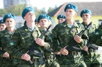 Лицам без гражданства разрешили служить по контракту в Вооруженных силах РФ