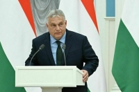 Орбан призвал фон дер Ляйен уйти в отставку