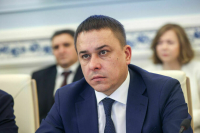 Сенатор Гибатдинов предложил ввести новые правила авиаперелетов для детей