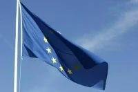 Европарламент отклонил вотум недоверия фон дер Ляйен