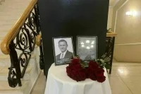 Старовойта похоронили на Смоленском кладбище в Петербурге