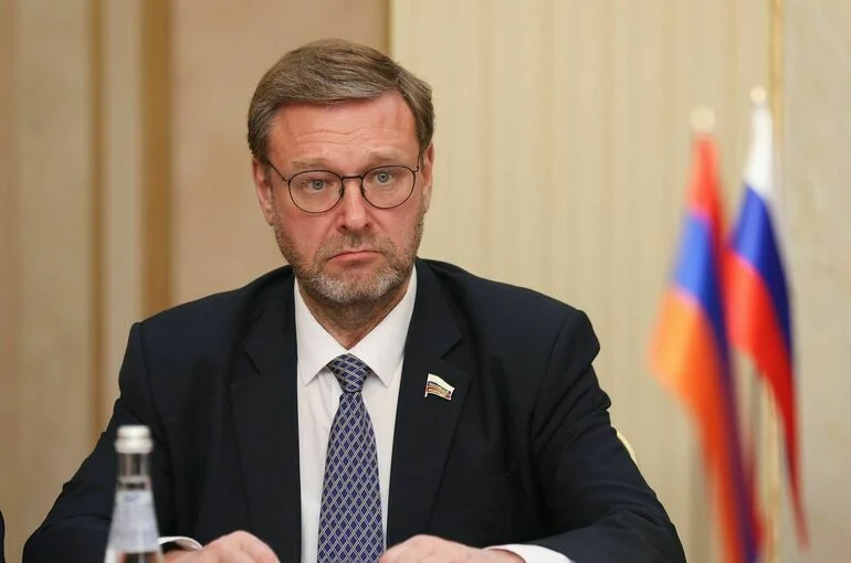Сенатор Косачев: Европа готовится к войне с Россией