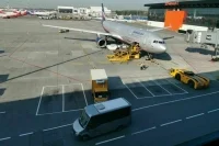Аэропортам разрешат использовать спецтехнику на дорогах общего пользования