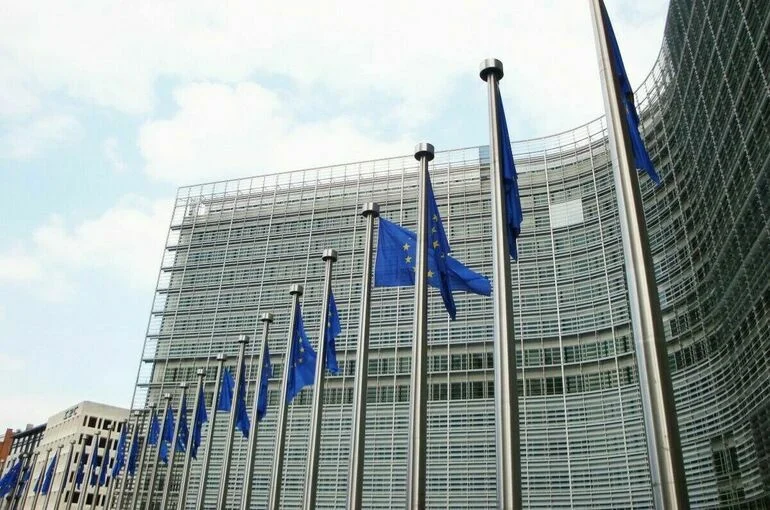 Эксперт Межевич: Антиамериканские настроения в Европе будут только расти