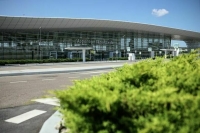 В Геленджике приземлился первый за три года пассажирский самолет