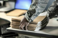 Зеленский ввел санкции против двух россиян и трех украинцев