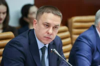 Сенатор предложил сделать горячие линии авиакомпаний бесплатными при форс-мажорах