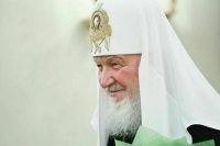 Патриарх Кирилл наградил депутата Слуцкого орденом Александра Невского