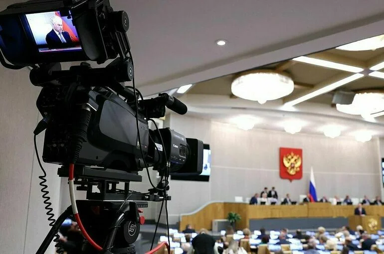 Госдума приняла график проведения пяти «правчасов» в осеннюю сессию