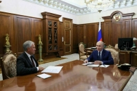Путин принял Володина с докладом об итогах весенней сессии Госдумы